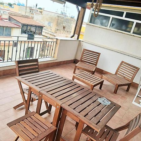 Casa XXI Aprile Apartman Isola delle Femmine Kültér fotó