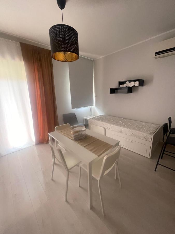Casa XXI Aprile Apartman Isola delle Femmine Kültér fotó