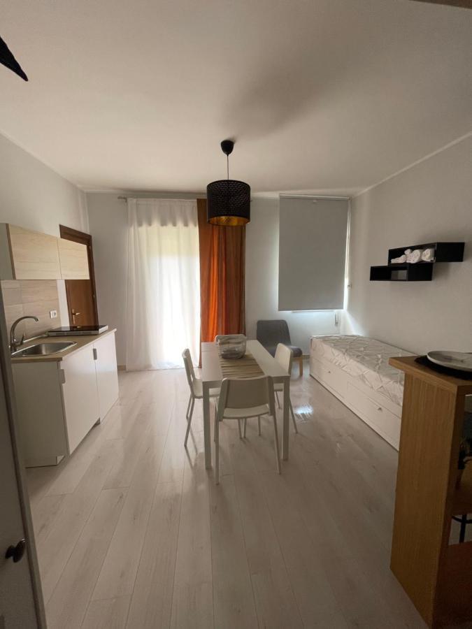Casa XXI Aprile Apartman Isola delle Femmine Kültér fotó